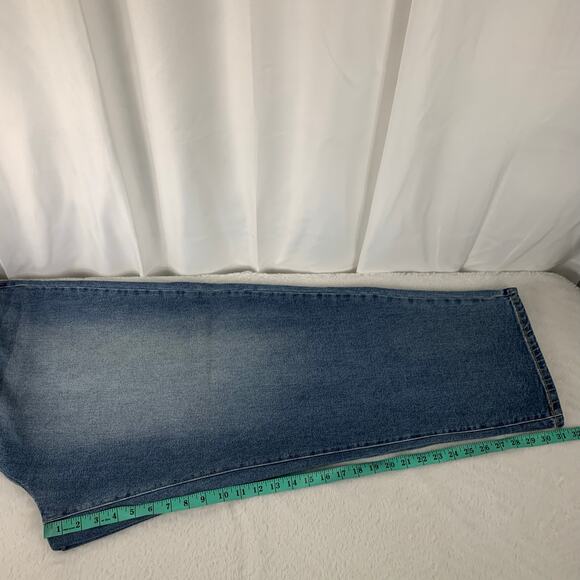 Lane Bryant Women's Plus High Rise Distressed Jeans Size 20 - Picture 6 of 9